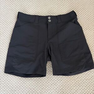 REI Women’s Co-op Screenline Black Hybrid Active Shorts Sz 8